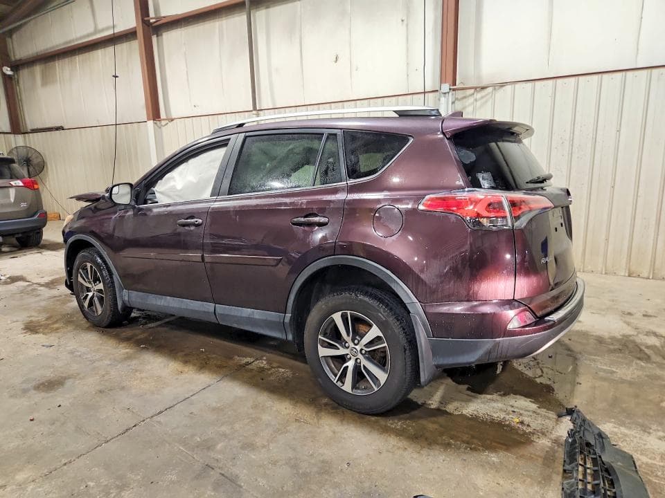 2017 TOYOTA RAV4 XLE 2