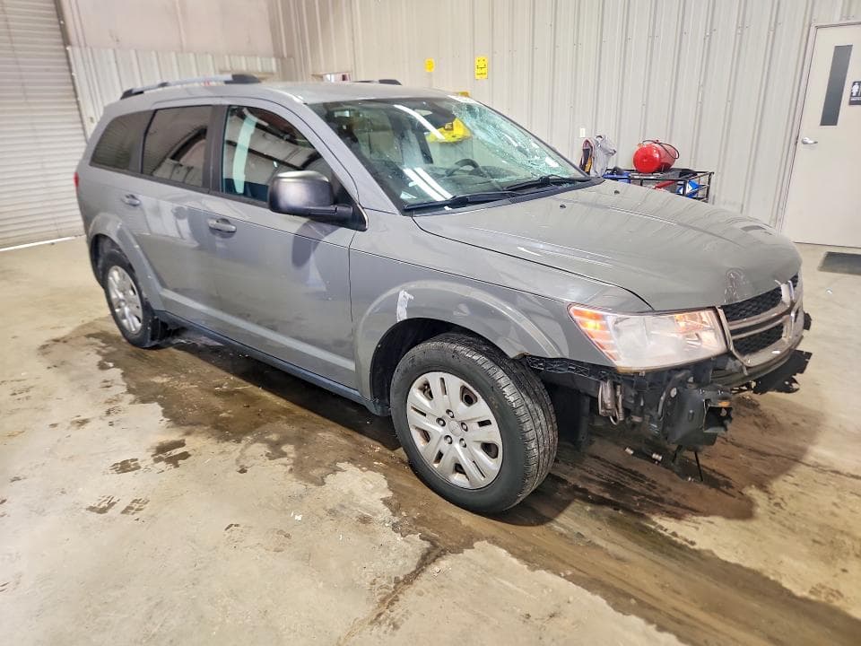 2019 DODGE JOURNEY SE 4