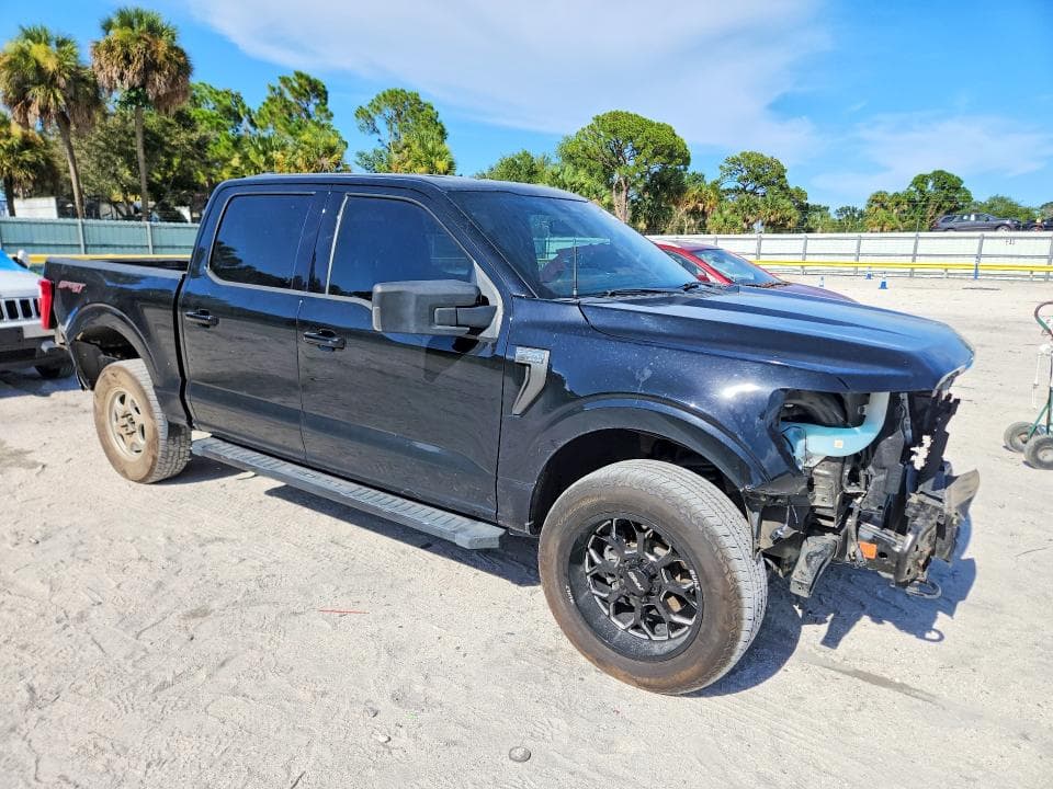 2023 FORD F150 SUPERCREW 4