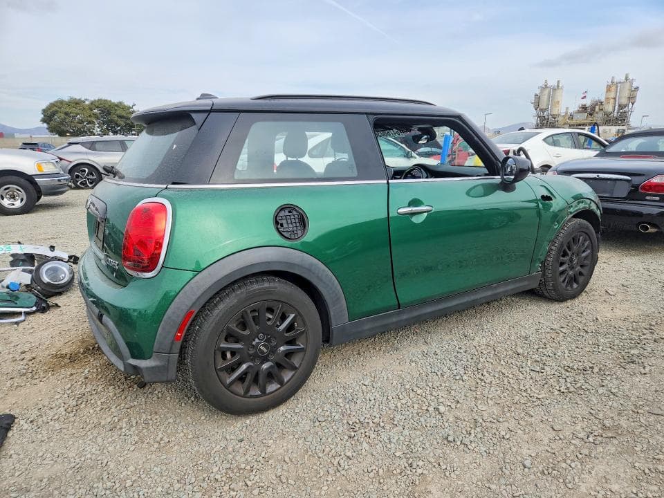 2022 MINI COOPER 3