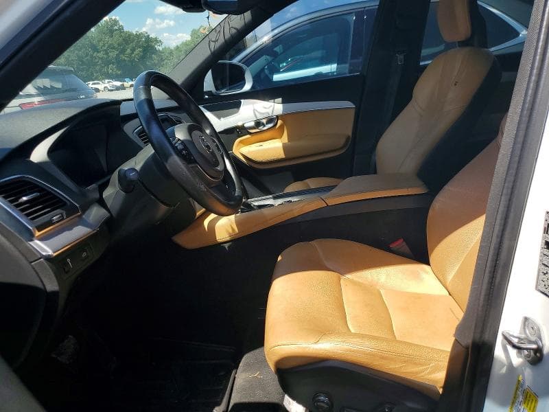 2017 VOLVO XC90 T6 7