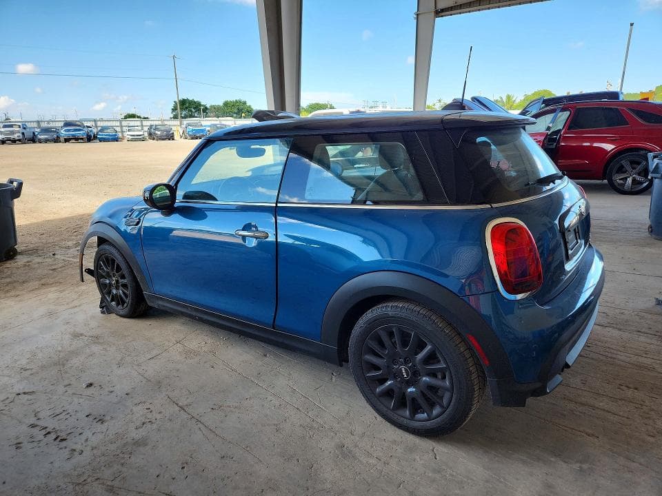 2023 MINI COOPER 2