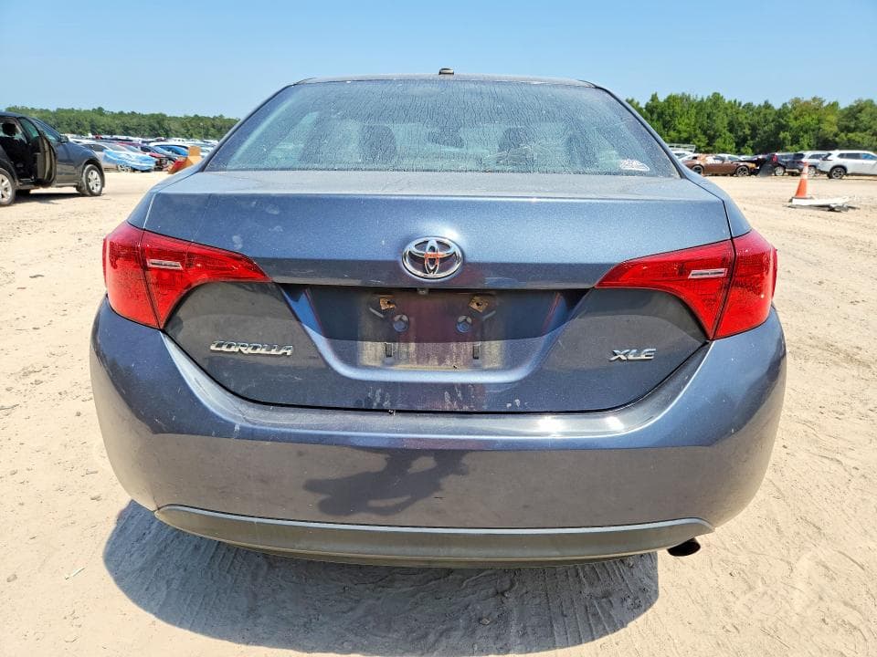 2017 TOYOTA COROLLA XLE 6