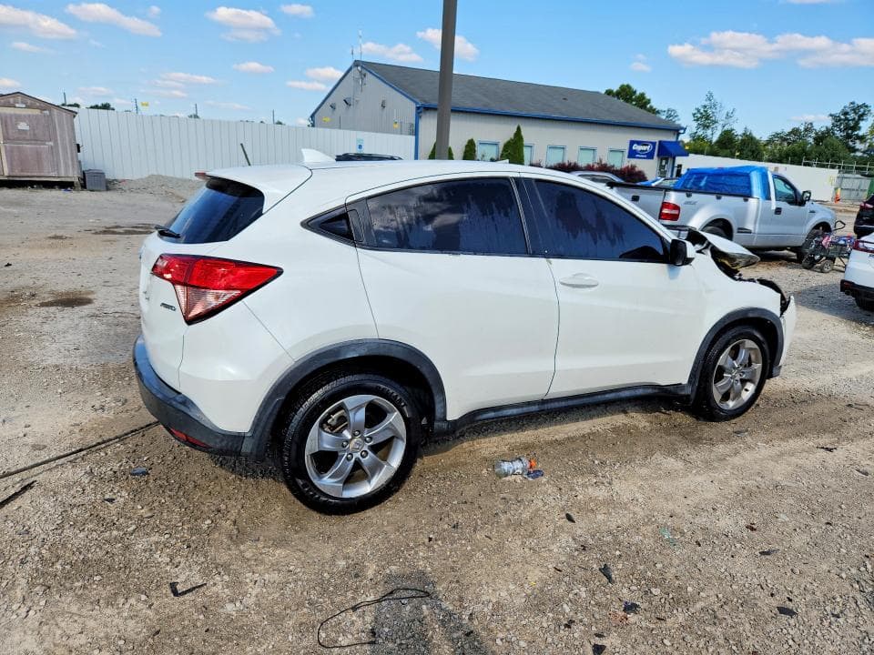 2017 HONDA HR-V LX 3