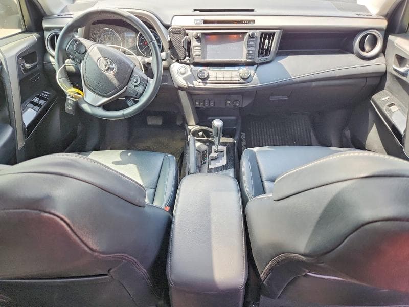 2017 TOYOTA RAV4 LIMITED 8