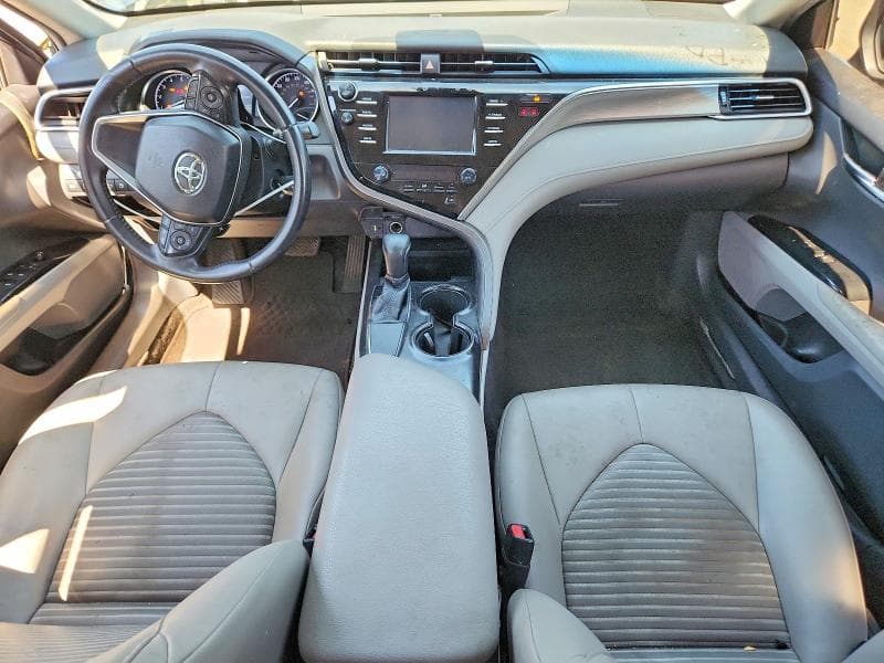 2018 TOYOTA CAMRY SE 8