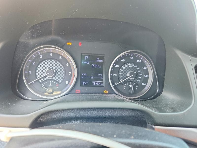 2019 HYUNDAI ELANTRA SE 9