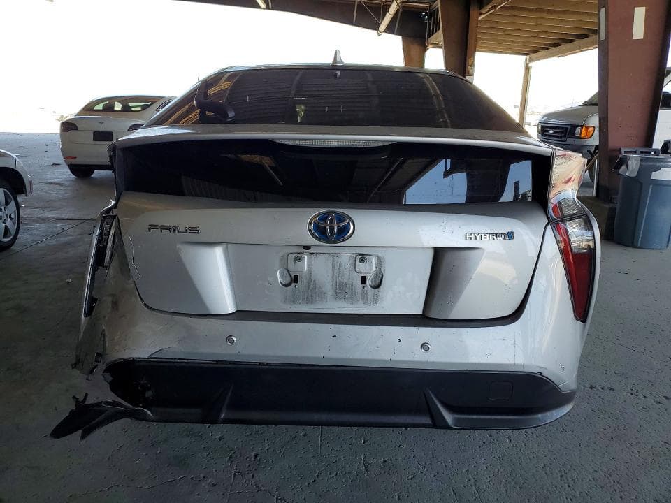 2018 TOYOTA PRIUS 6