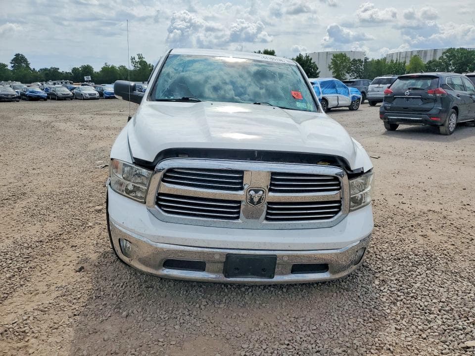 2017 RAM 1500 SLT 5