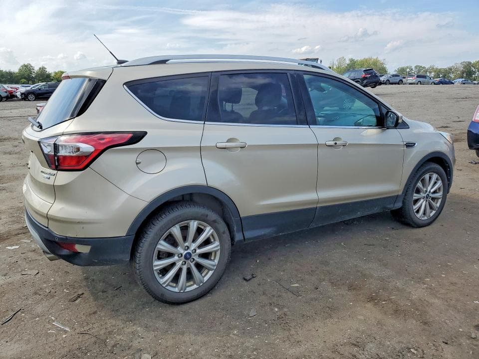 2017 FORD ESCAPE TITANIUM 3