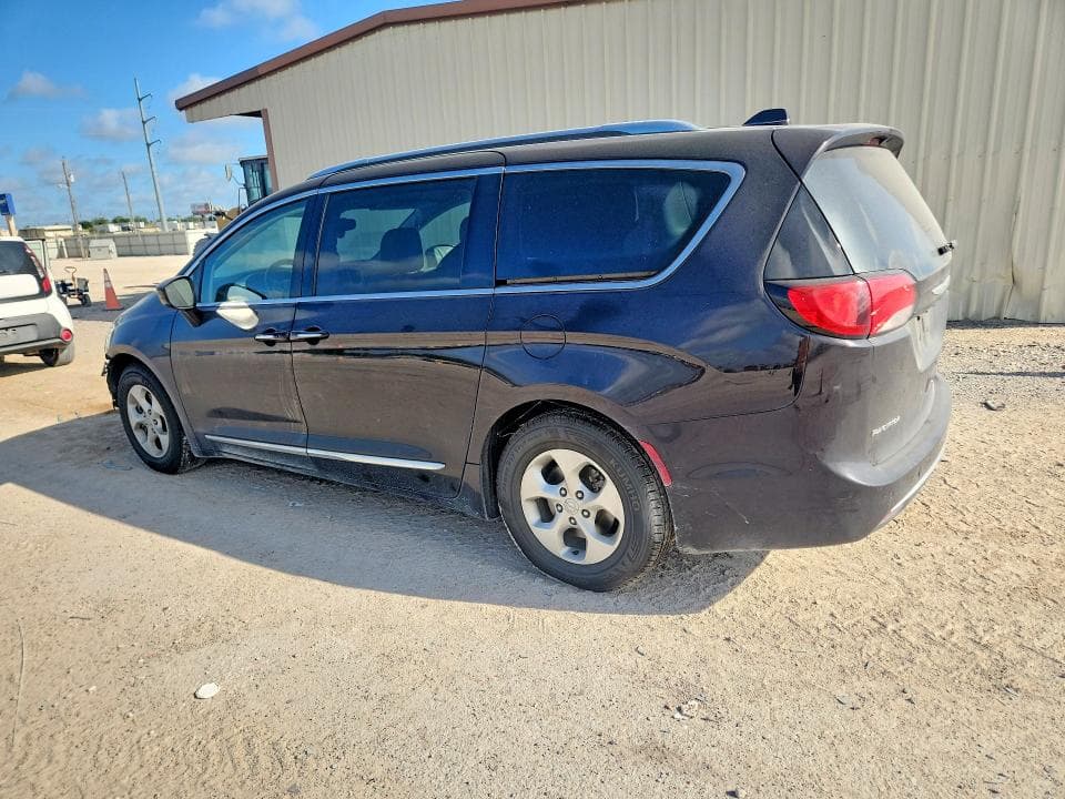 2017 CHRYSLER PACIFICA TOURING L PLUS 2