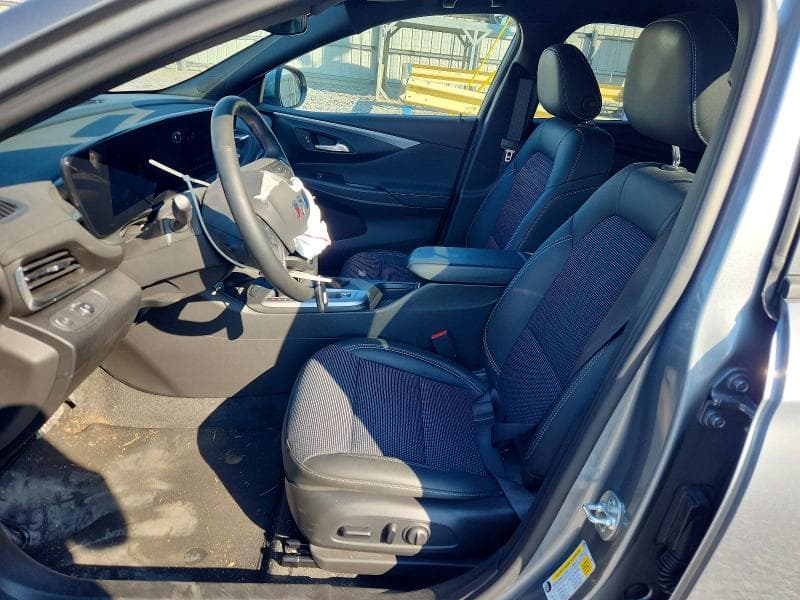 2025 BUICK ENVISTA PREFERRED 7