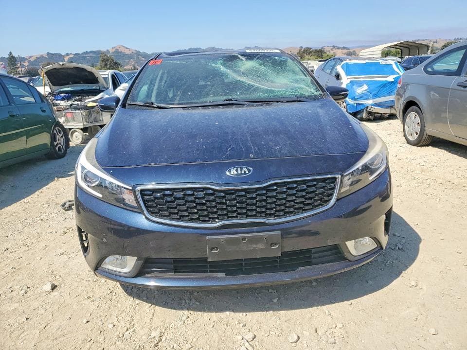2017 KIA FORTE5 LX 5
