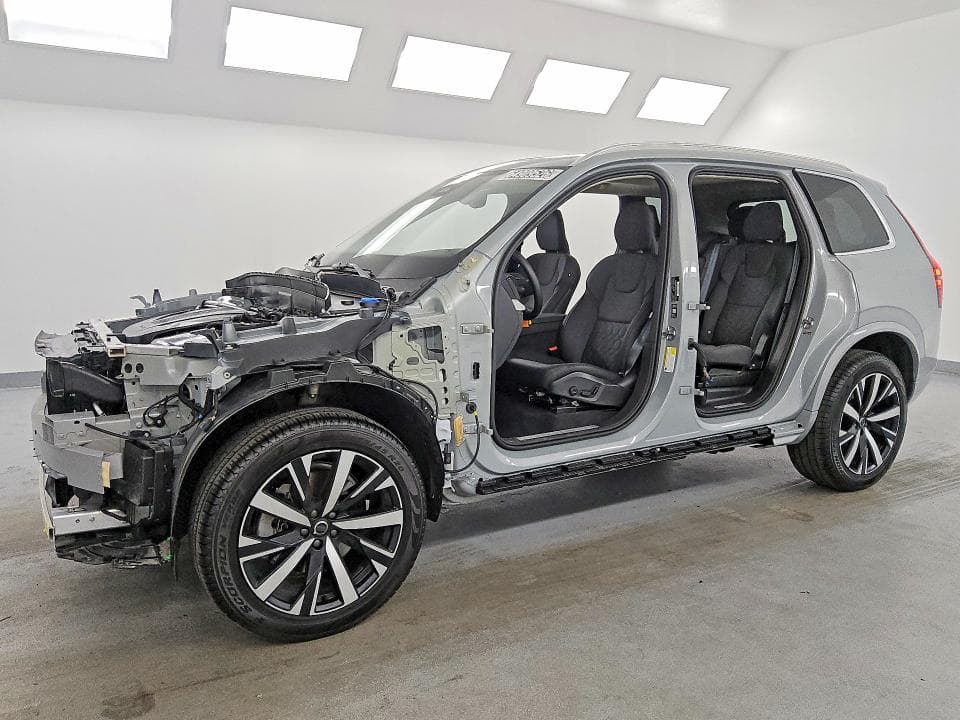 2026 VOLVO XC90 CORE