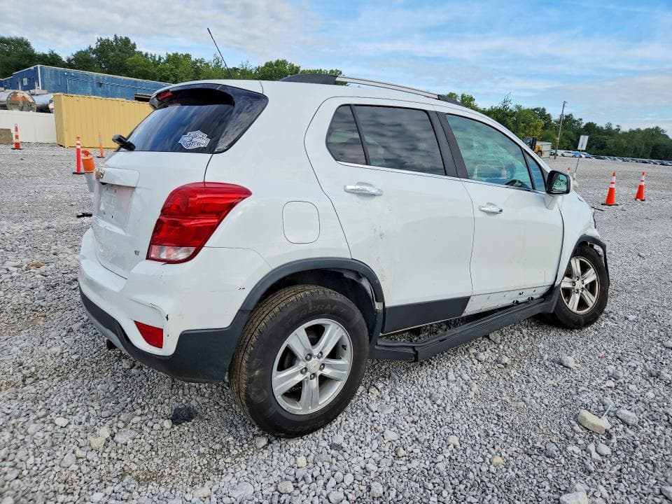 2018 CHEVROLET TRAX 1LT 3