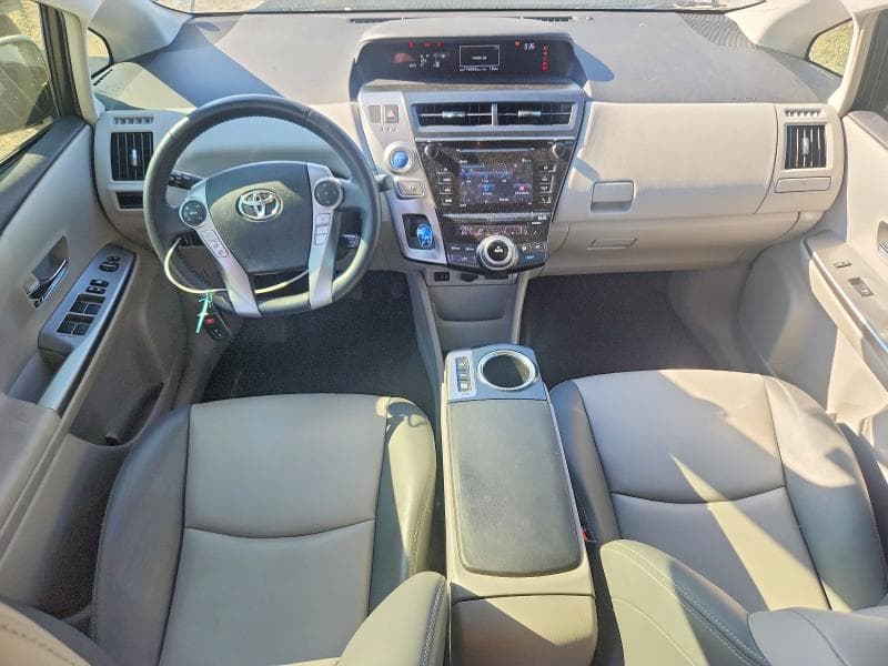 2017 TOYOTA PRIUS V FOUR 8