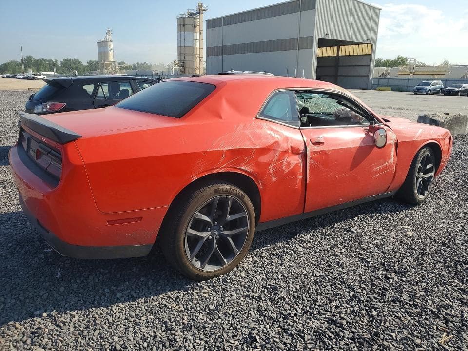 2020 DODGE CHALLENGER SXT 3