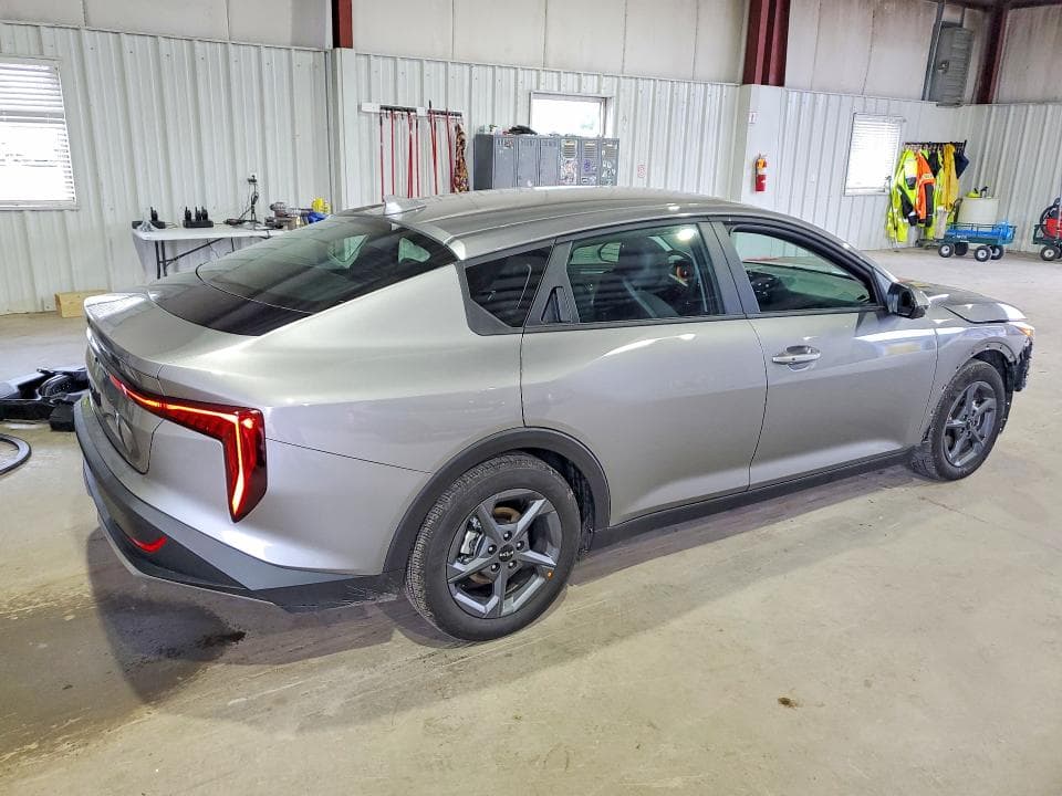 2026 KIA K4 LXS 3