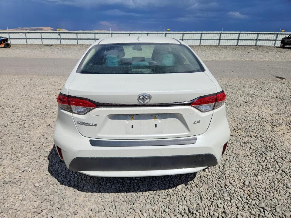 2021 TOYOTA COROLLA LE 6