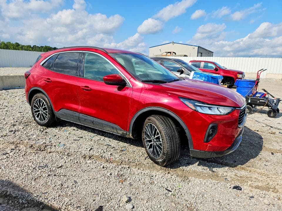 2023 FORD ESCAPE 4