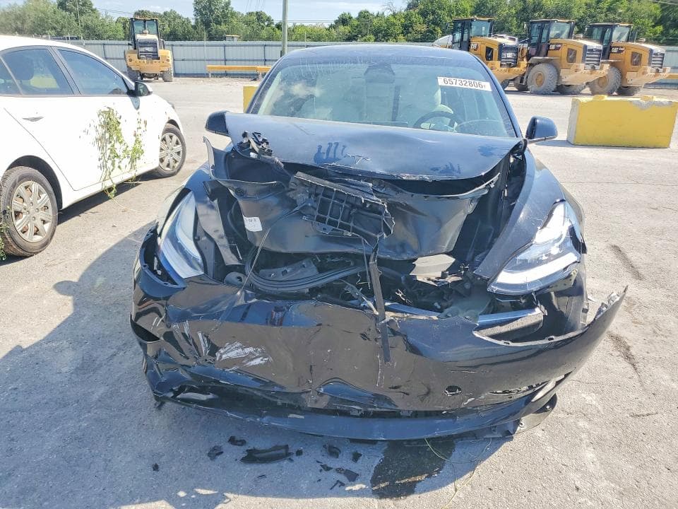 2018 TESLA MODEL 3 5