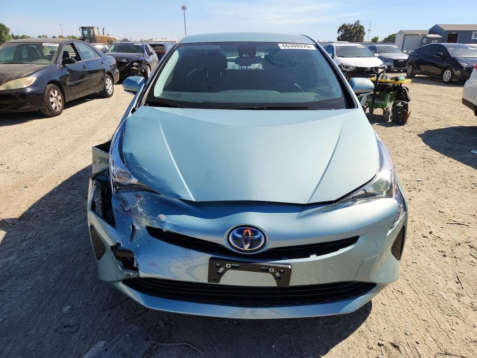 2017 TOYOTA PRIUS TWO 5