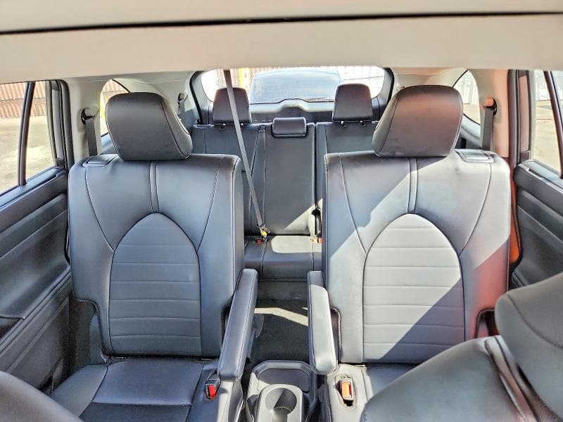 2026 TOYOTA HIGHLANDER XLE 10