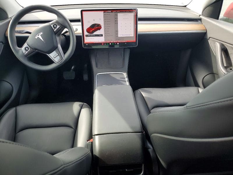2021 TESLA MODEL Y 8