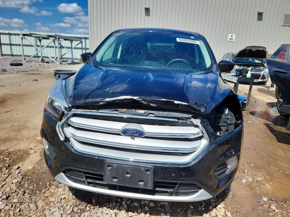 2019 FORD ESCAPE SE 5