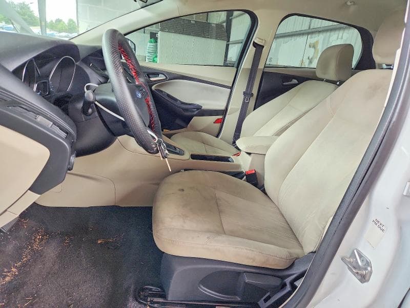2017 FORD FOCUS SE 7