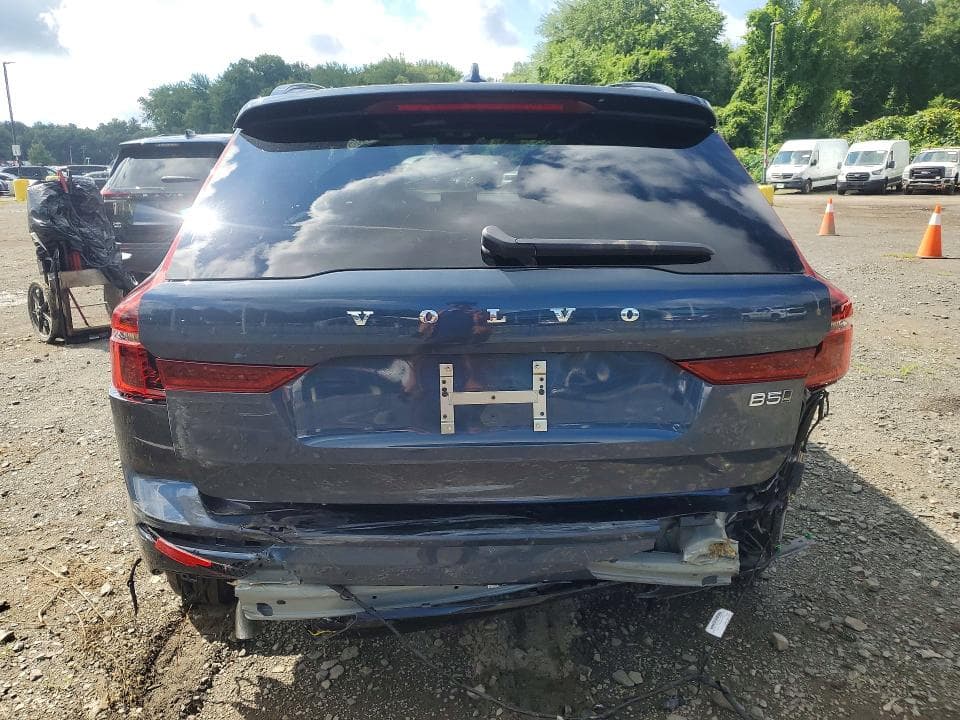 2026 VOLVO XC60 PLUS 6