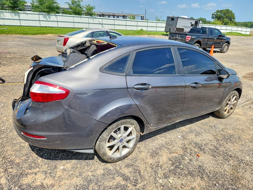 2017 FORD FIESTA SE 3