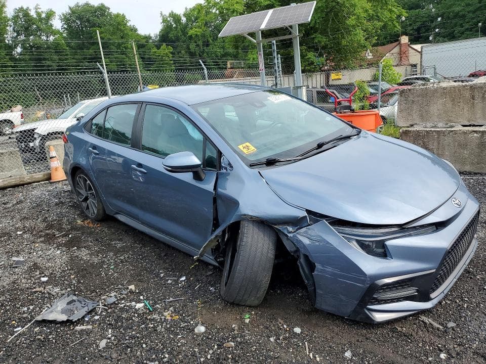 2022 TOYOTA COROLLA SE 4