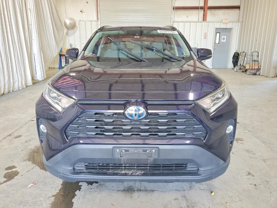 2019 TOYOTA RAV4 HYBRID XLE 5