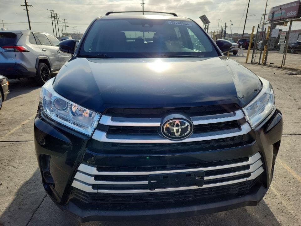 2019 TOYOTA HIGHLANDER LE 5