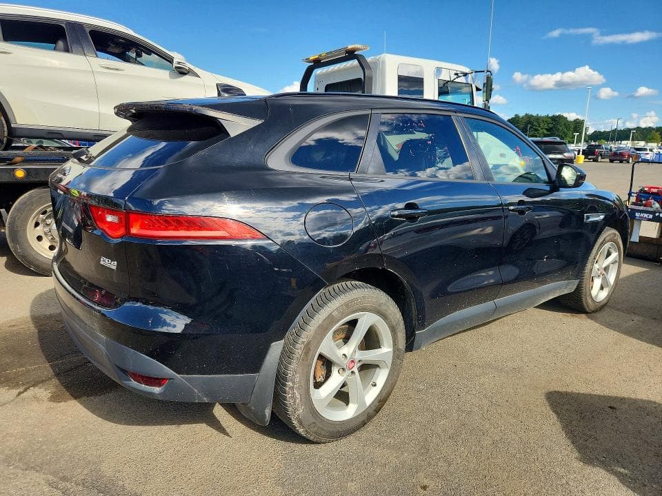 2018 JAGUAR F-PACE PREMIUM 3