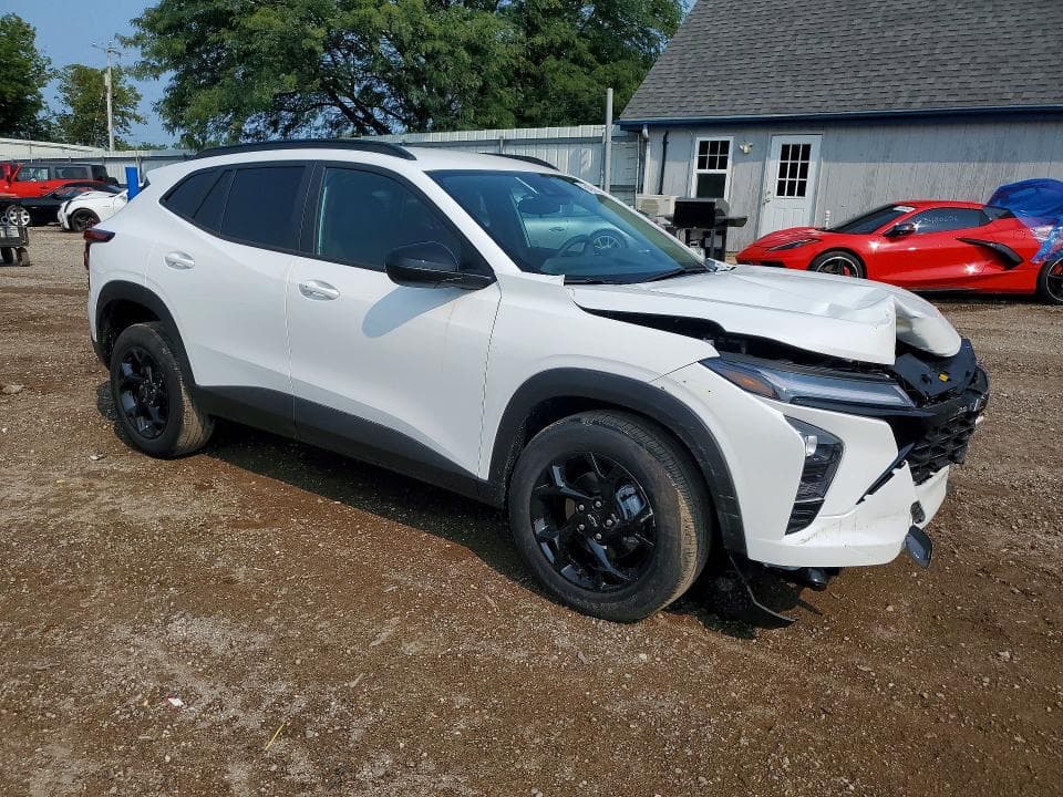 2026 CHEVROLET TRAX 1LT 4