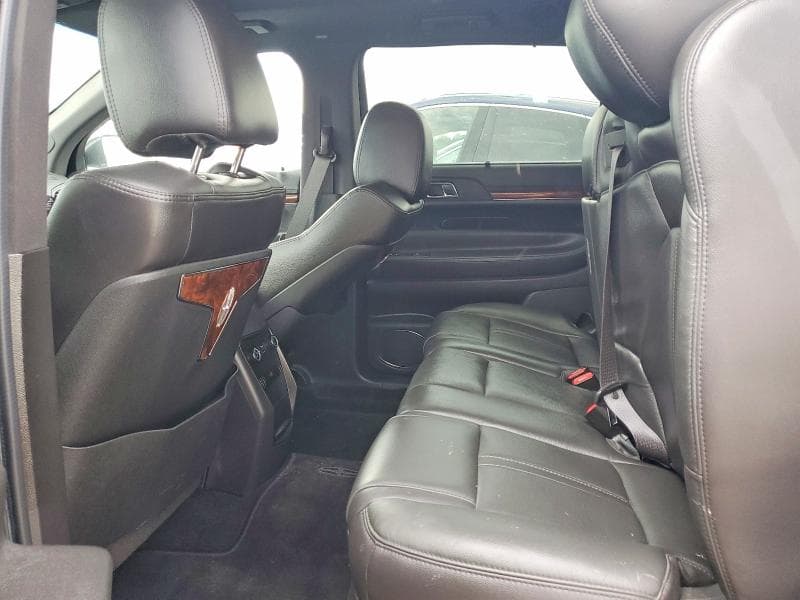 2019 LINCOLN MKT 11