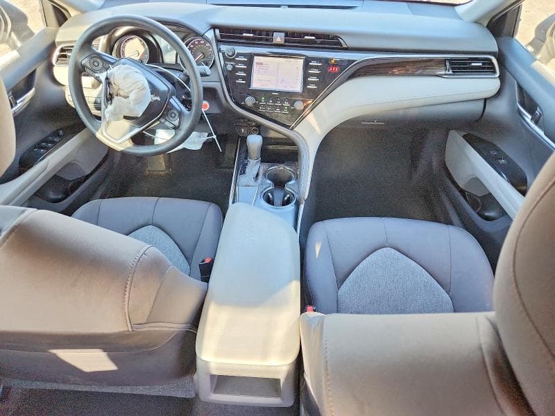 2020 TOYOTA CAMRY LE 8