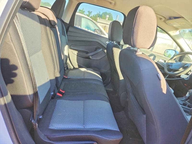 2017 FORD ESCAPE SE 11