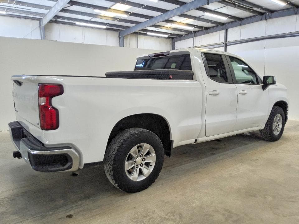 2021 CHEVROLET SILVERADO C1500 LT 3