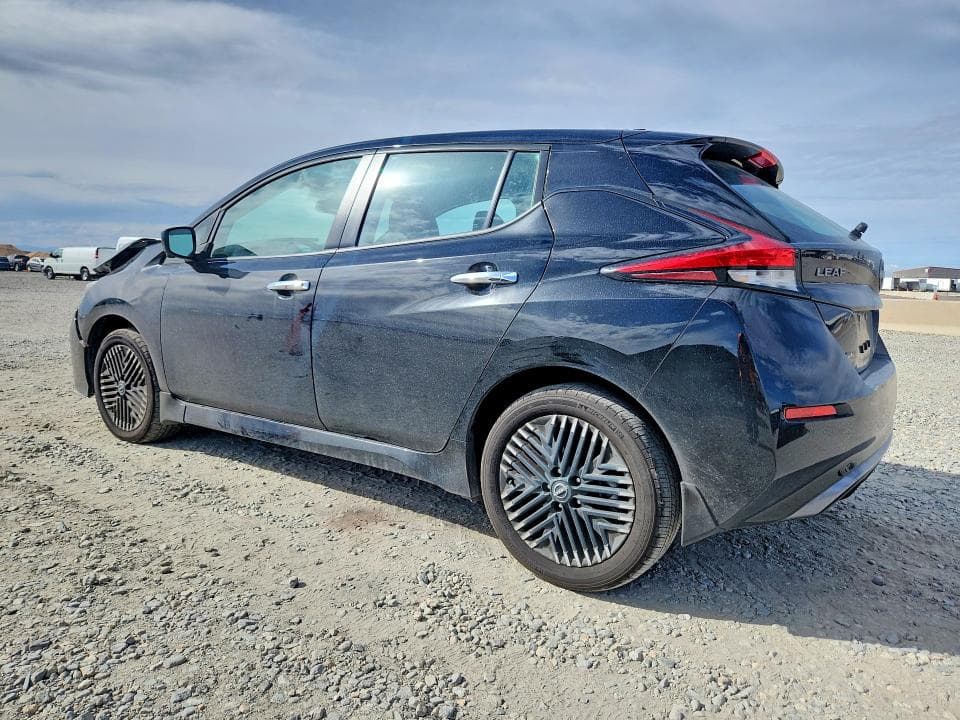 2025 NISSAN LEAF SV PLUS 2