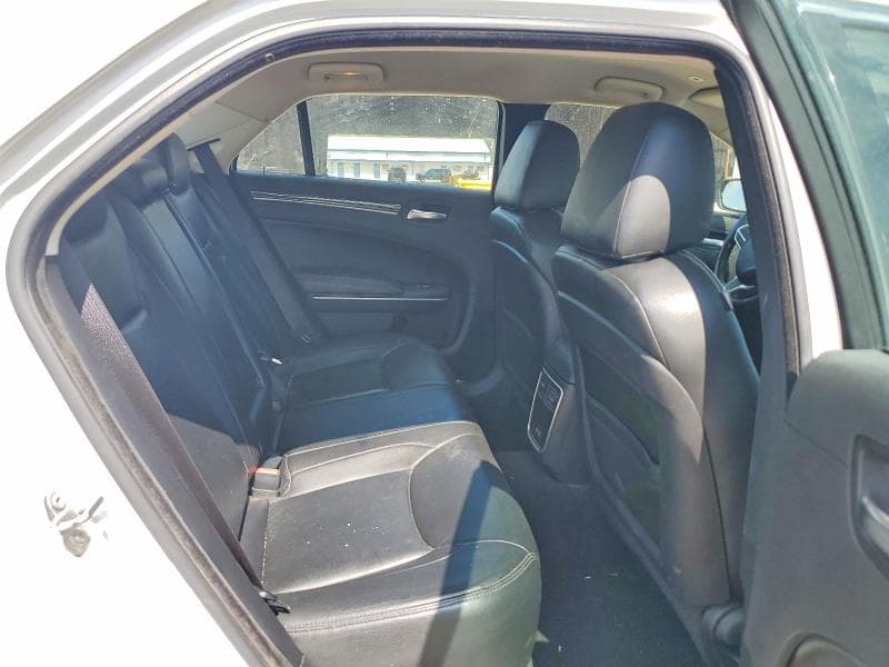 2019 CHRYSLER 300 TOURING 10