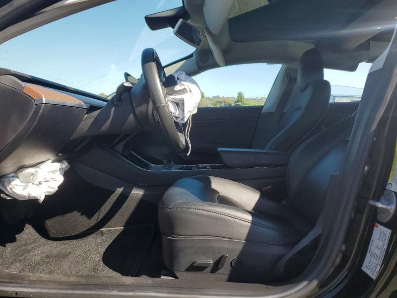 2018 TESLA MODEL 3 7