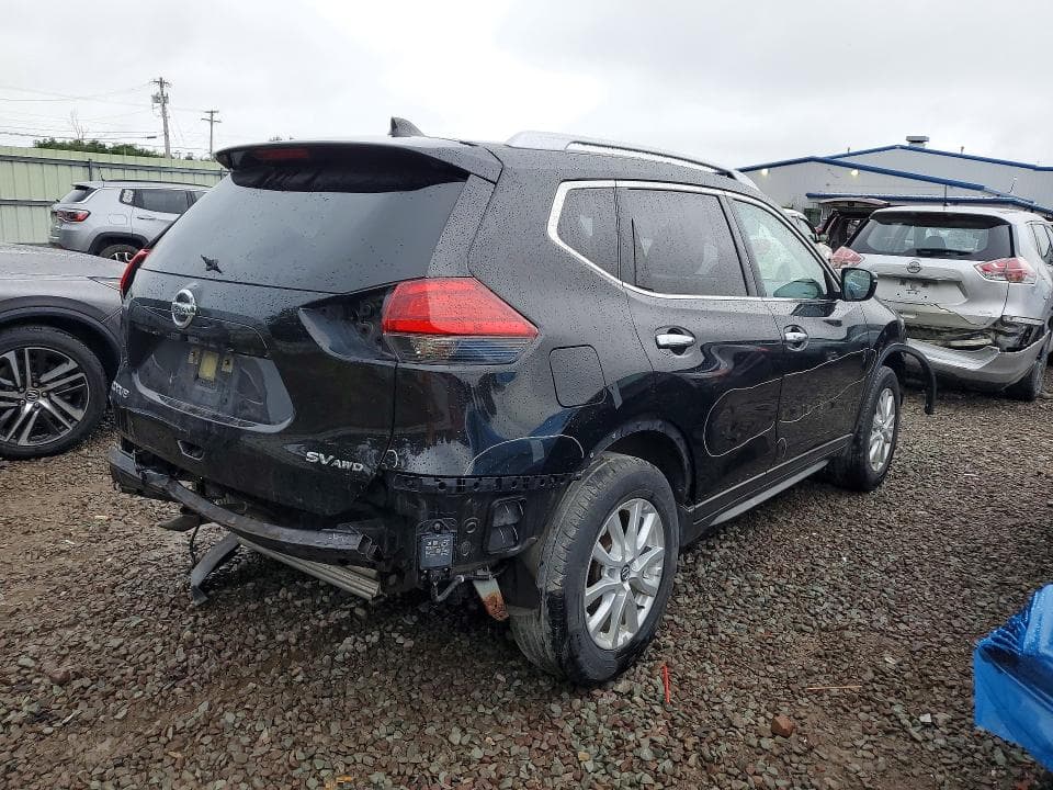 2017 NISSAN ROGUE SV 3