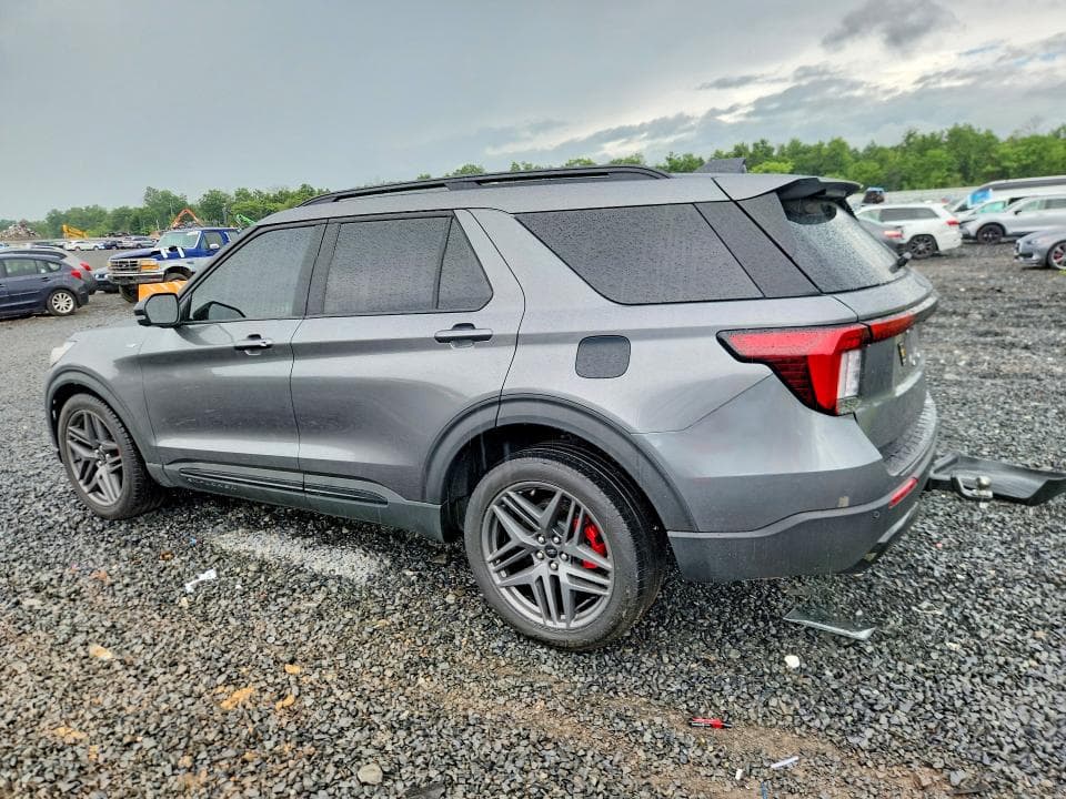2025 FORD EXPLORER ST-LINE 2