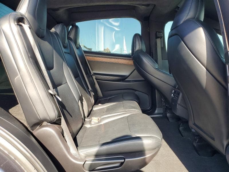2020 TESLA MODEL X 10