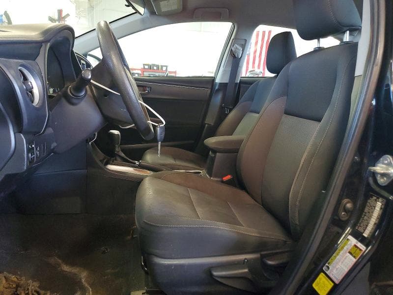 2017 TOYOTA COROLLA LE 7