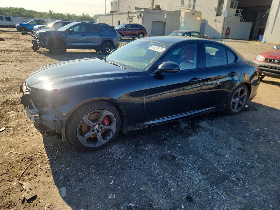 2017 ALFA ROMEO GIULIA - 1