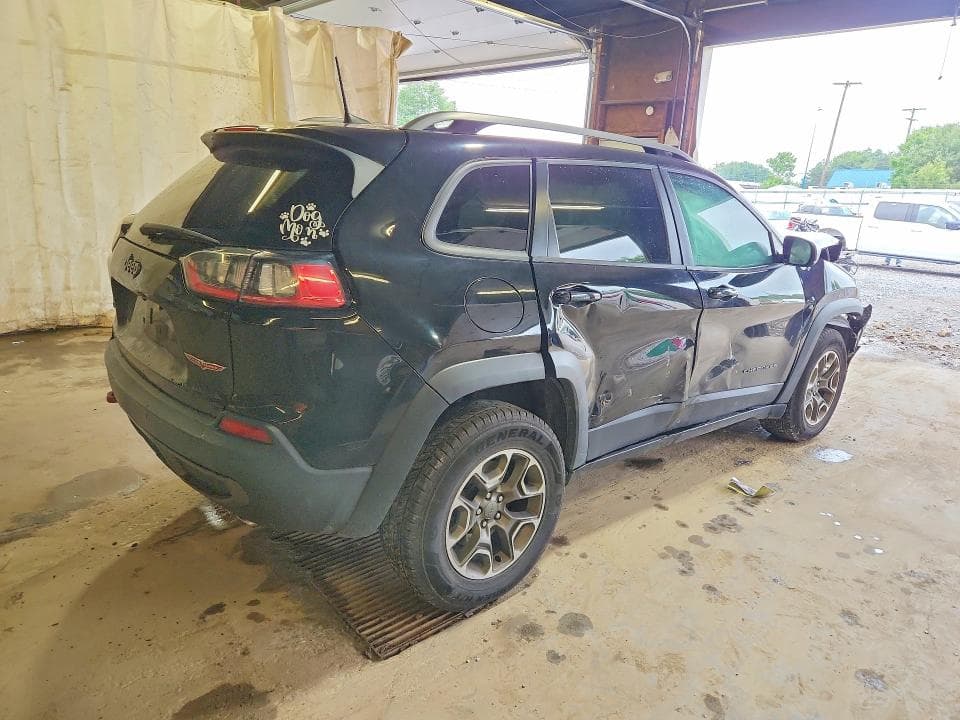 2020 JEEP CHEROKEE TRAILHAWK 3